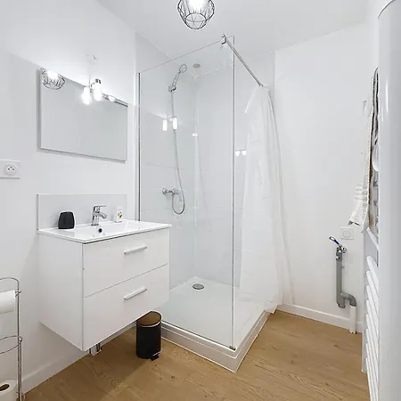 8c - L'urban Apartamento *