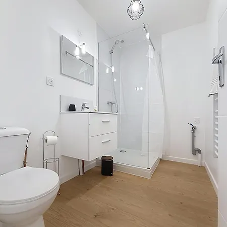 8c - L'urban Apartment